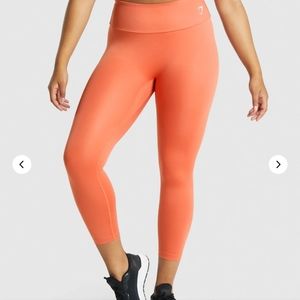 NWOT. Gymshark. Orange Training 7/8 leggings. M